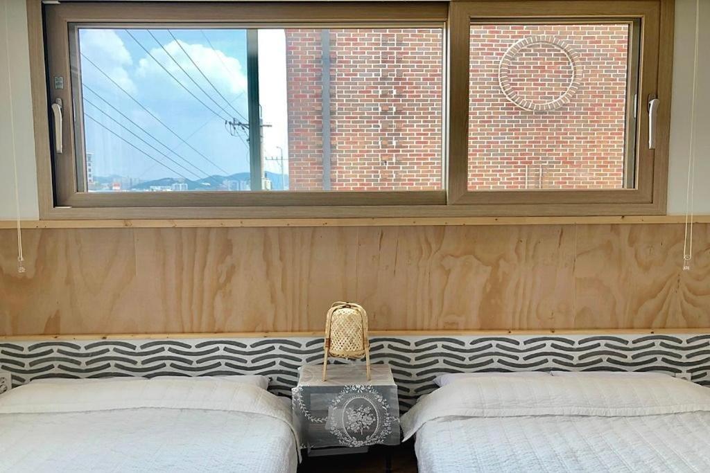 Cheukhu-Dong 19Street Guesthouse Mokpo Extérieur photo