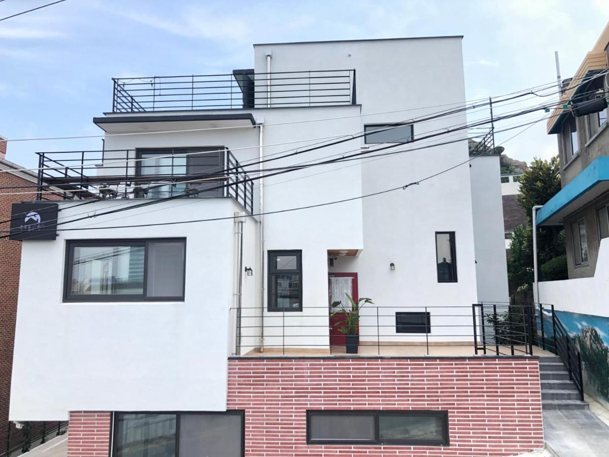 Cheukhu-Dong 19Street Guesthouse Mokpo Extérieur photo